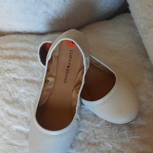 Lucky Brand Emmie Ballet Flat White 10M